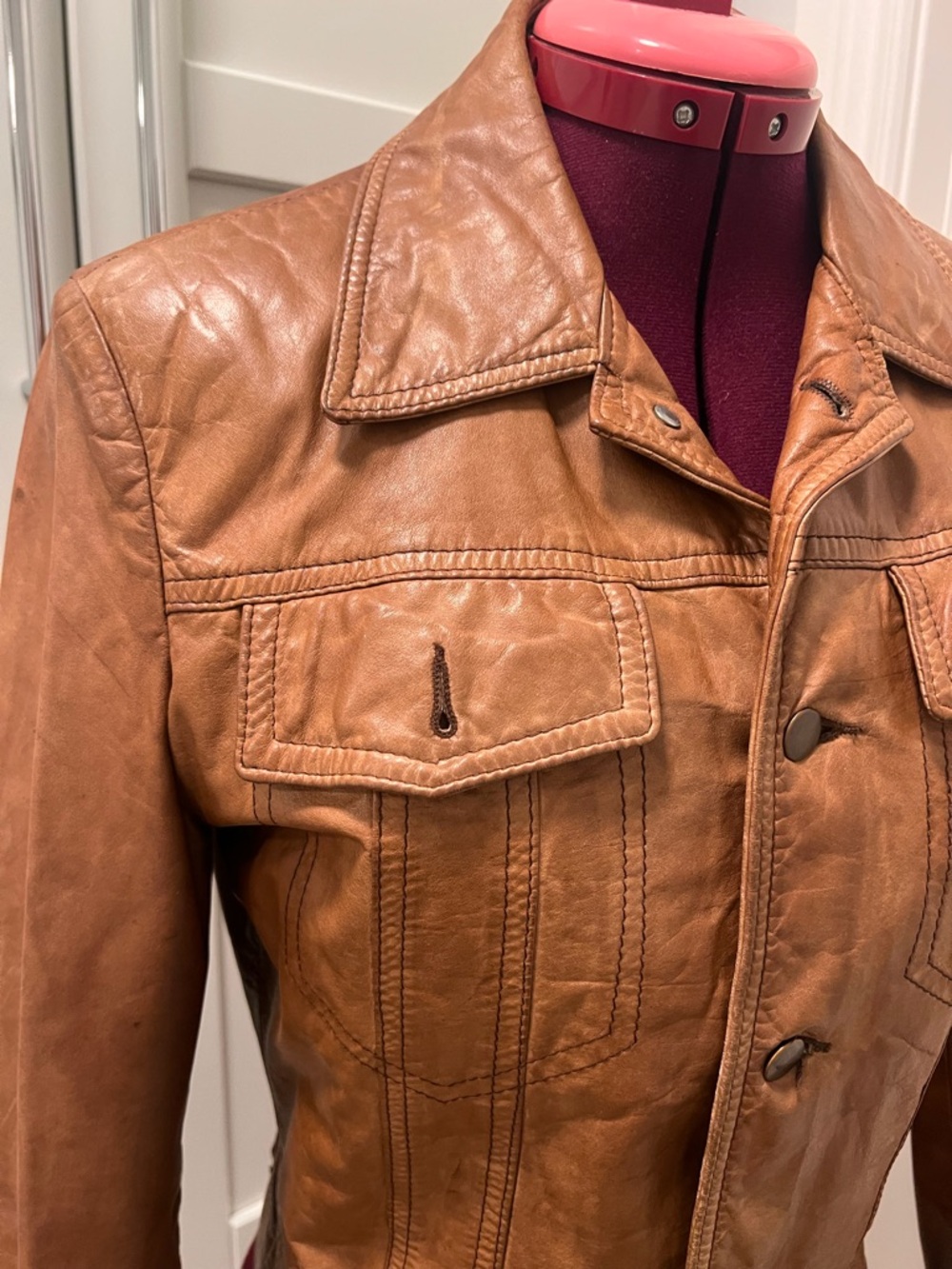 Vintage 1970s BLACK SHEEP 100% Genuine Leather Tailored Canada Moto Jacket Small - Picture 3 of 16